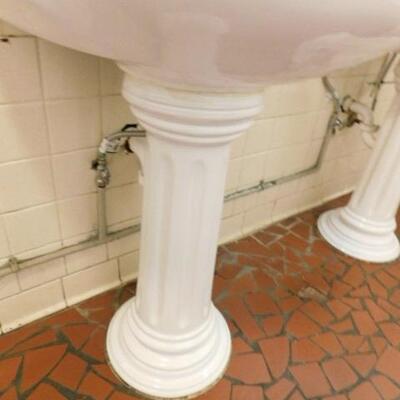Porcelain Pedestal Single Basin Sink #1 of 2  (CH)