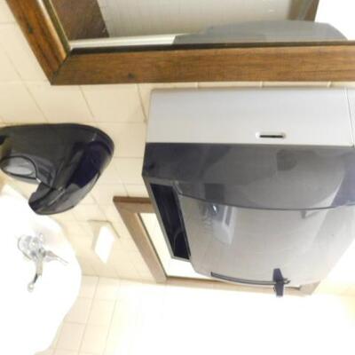 Two Sets of Wall Mount Soap Dispensers and Roll Towel Dispensers (See all Pictures-CH)