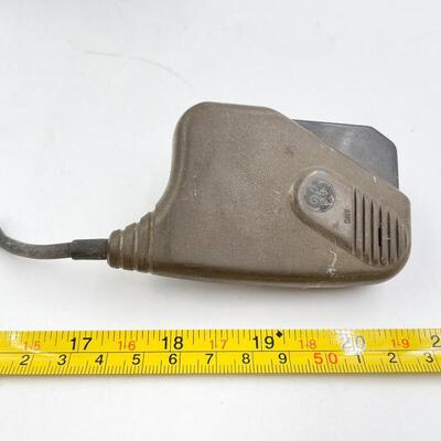 VINTAGE GE MOBILE CB TRANSCEIVER