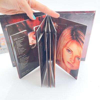â€œBUFFY THE VAMPIRE SLAYERâ€ DVD BOX SETS - SEASONS 1&2