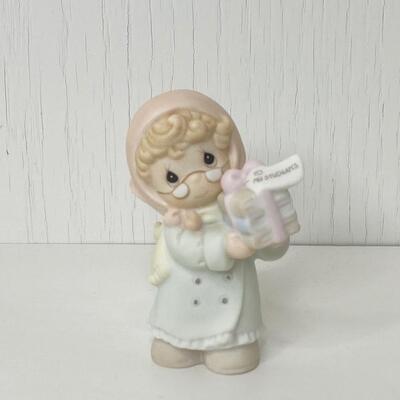 184 - Aunt Cleo Figurine 