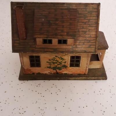 Lot 8-Vintage "The Lionel Corporation" Tin Bungalow