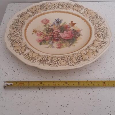Lot-16 Vintage Crown Ducal Florentine Collectors Plate 