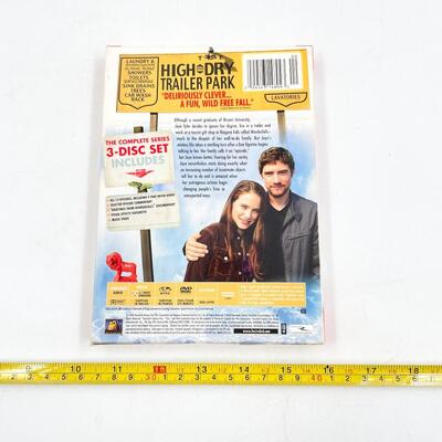 â€œWONDERFALLSâ€ DVD SET