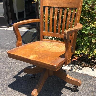 Vintage Mission Oak Wood Banker's Desk Arm Chair on Wheels 