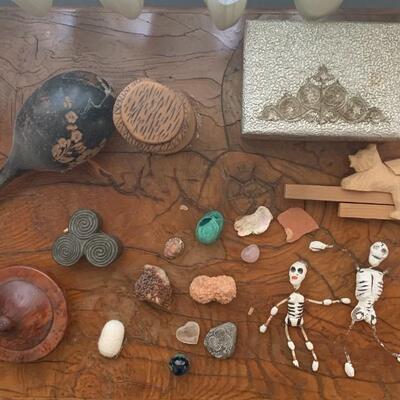 Small art objects
