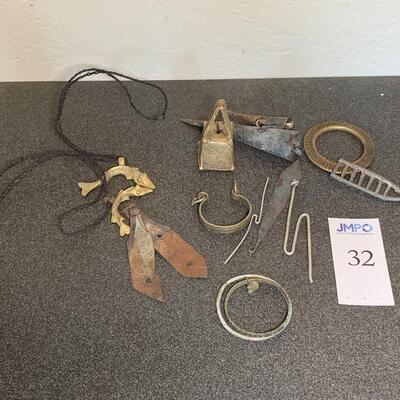Assorted metal items