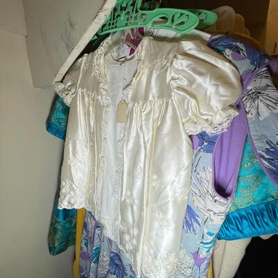 Vintage and womens clothing #2