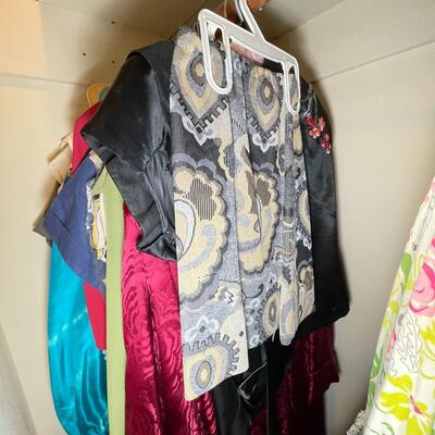 Vintage and womens clothing #2