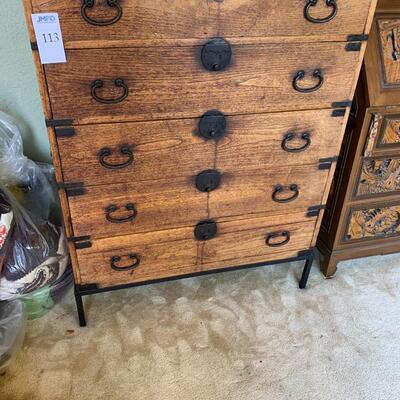 Dresser, tall