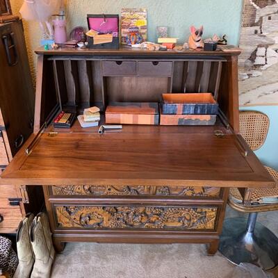 Chinese desk