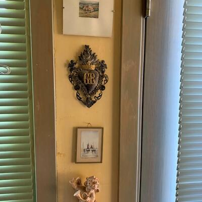 Plaster wall pedestal, Wall Art #9