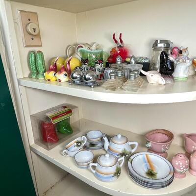 Salt and Pepper Collection, tea set