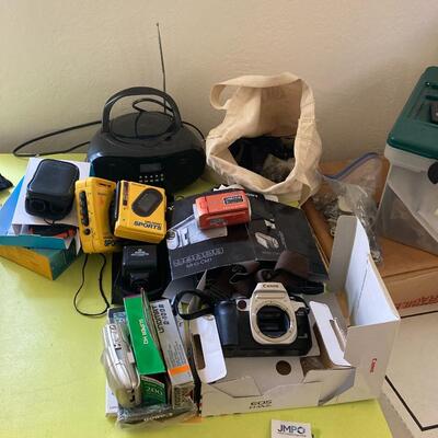 Small boom box, cameras parts