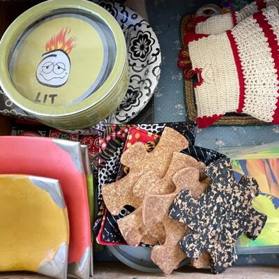 Kitchen linens and more