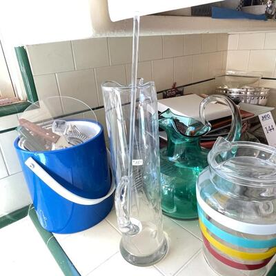 Glass trays, serving ware