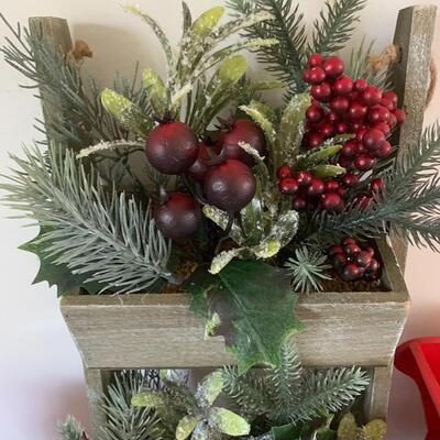 Lot 39 - Christmas Wreaths, Decor, & More