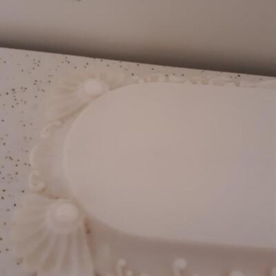 Lot 33-Vintage Milk glass Decorative Box 