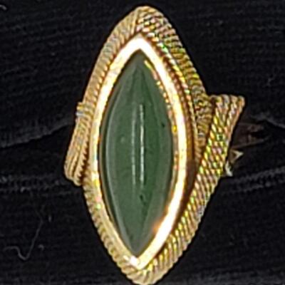 Lot J82: 14k yellow gold Marquis shaped Cabachon Green Jade Ring sz. 8