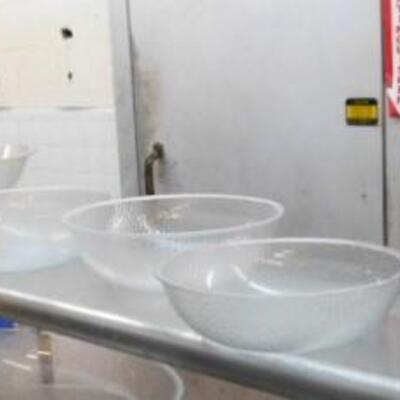 Commercial NSF Set of Six Cambro Style Pebbled Bowls Various Sizes
