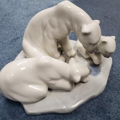 Lladro   Polar Bear Family