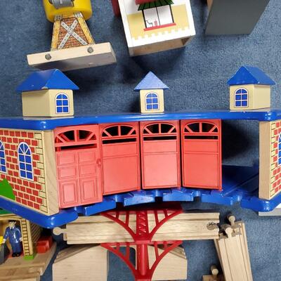 Thomas the Train and Brio Wooden Rail Set 