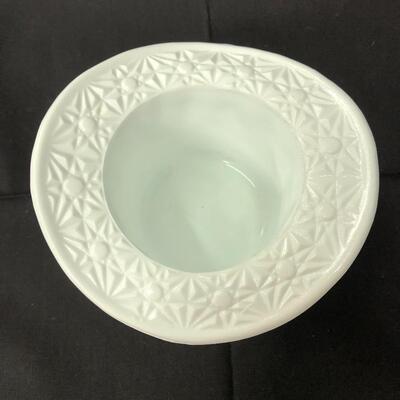Fenton milk glass large hat
