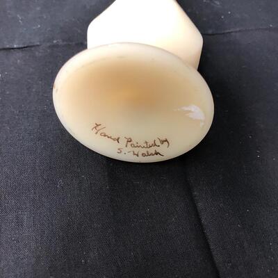 Fenton custard bud vase