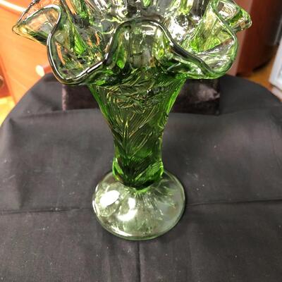 Fenton green flower ruffled vase