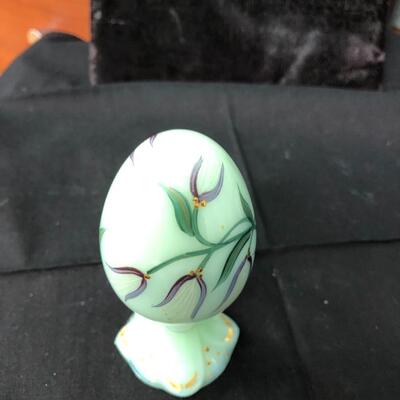 Gorgeous Fenton sea green egg