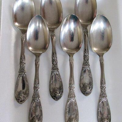 6 Vintage La Vigne Silver Plate Spoons by 1881 Rogers Co