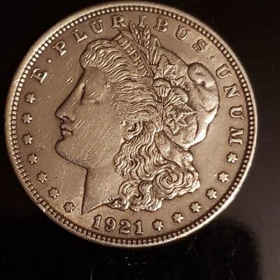 1921 Morgan silver dollar 