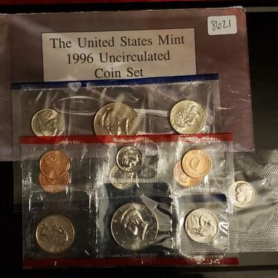 1995 Special mint Rosevelt mint set with silver collectors dime 