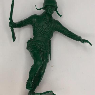 Vintage Large Scale Army Men (Set of 5)
