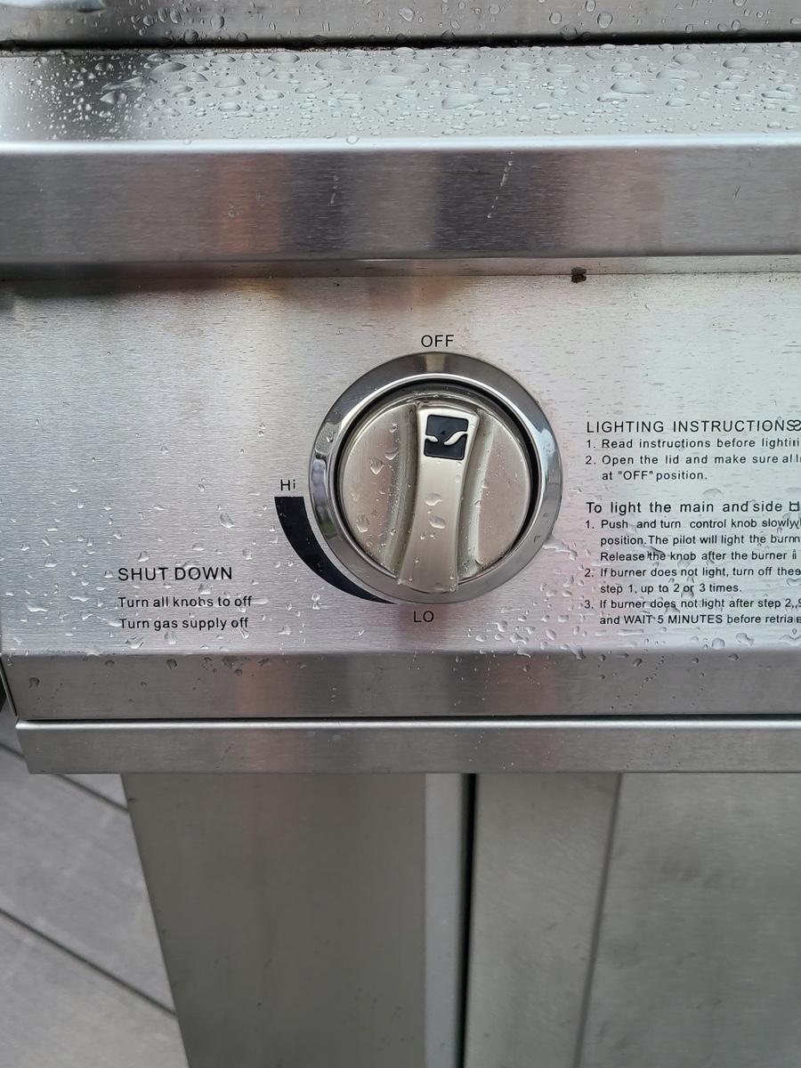 Lot 1000 JennAir Natural Gas Grill