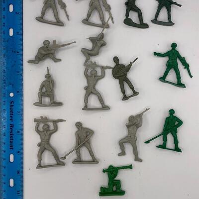 Vintage Plastic Army Men