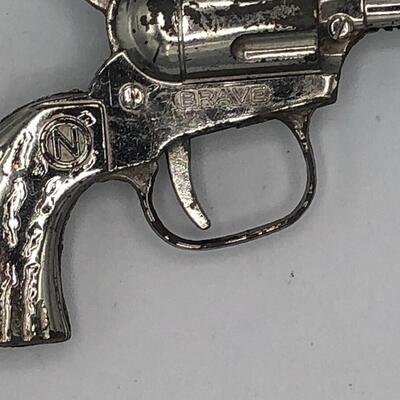 Vintage Brave 5.5â€ Toy Cap Gun