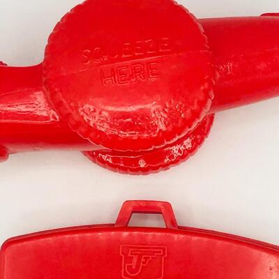 Vintage Squeeze Cannon 