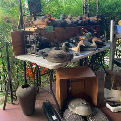 Lot 31:Duck decoys & more selection