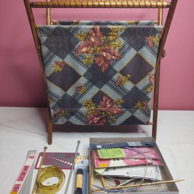 281 - Yarn Holder & Knitting Tools