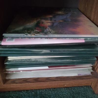285 - Scrapbooking Albums