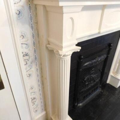 Vintage Solid Wood Fireplace Mantle Front Parlor (Does not Include Cast Fireplace Insert)