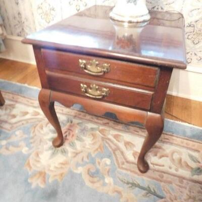 Vintage Queen Ann Double Drawer Side Lamp Table Front Parlor
