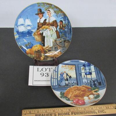 2 Vintage Plates, Pilgrims Thanksgiving #856 and Colonial Thanksgiving #316