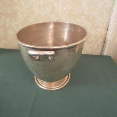 Commercial Stainless Centerpiece Bowl for Food or Beverage 