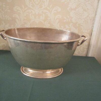 Commercial Stainless Centerpiece Bowl for Food or Beverage 