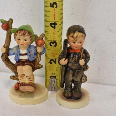2 MI Hummel Figurines #142 Apple Tree Boy #12 Chimney Sweep 1972-1979 Vintage