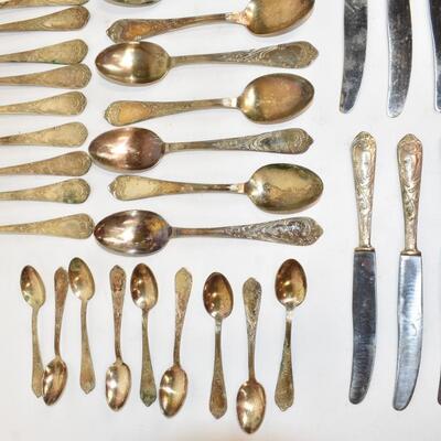 48 pc Silver Plated Flatware