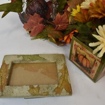 8 Piece Fall Decor, Three Candle holders, Two Wreaths