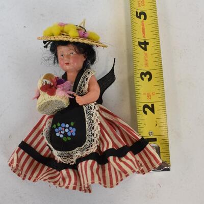 2 Unique Decorative Dolls: Woman 4